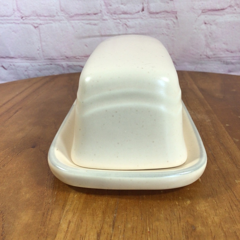Vintage Pfaltzgraff Remembrance Covered Butter Dish - Picture 4 of 8